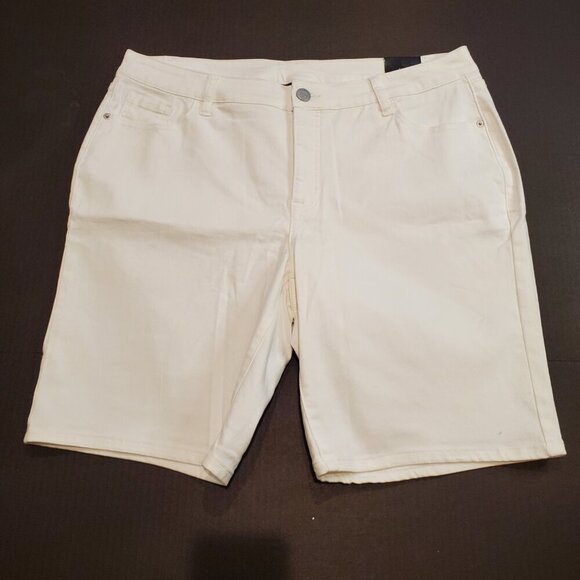 NWT VENEZIA SZ 16 White Stretch Twill High-rise Bermuda Shorts - Picture 2 of 11